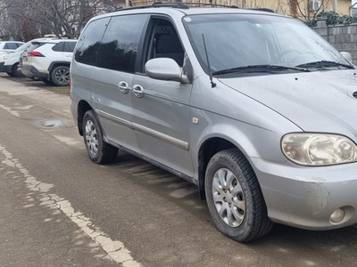 Vând sau schimb cu moto, Kia Carnival 2.9 CRDI ( Sharan)