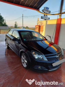Opel Astra H GTC benzina