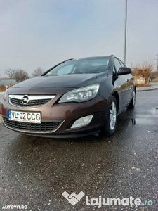 Opel Astra J masina