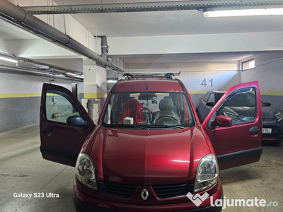 Renault kangoo pentru persoane cu dizabilitati