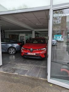 Renault Megane E-Tech EV 220 CP 60kw Echipare Techno