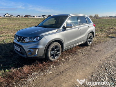 Suzuki vitara 4x4,Automată,camera spate,padele volan