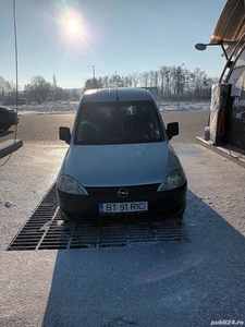 Vând opel combo 1.7 dizel an 2007