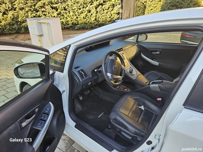 Vând Toyota Prius Hibrid G3 2012 Facelift + sistem GPL