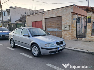 SKODA OCTAVIA TOUR - 2011 -STARE NOUĂ - 89.000 KM - Full -