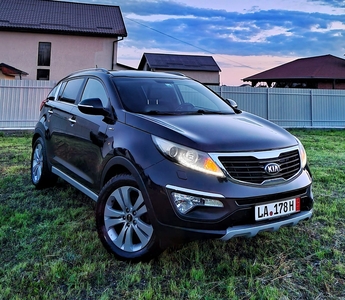 Kia Sportage 2013 2.0Crdi 4x4 Automat 184Cp Xenon/Navigatie/Keyless En Targu-Mures