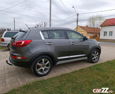 KIA Sportage 4×4 an 2011 diesel 20 crdi klimatronic adus recent