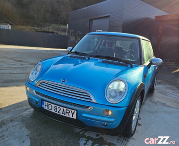 Mini Cooper 1.6 benzină