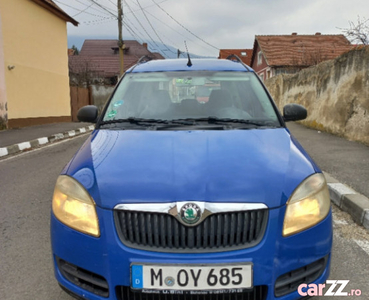 Skoda Roomster Recent adusă Fără Defecte Germania