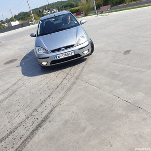 Vând ford focus 1.8 diesel TDDI