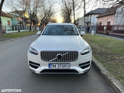 Volvo XC 90 D5 AWD Momentum