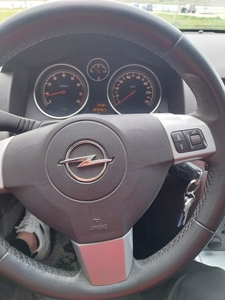 Opel astra h 1,4 benzina Oltenita