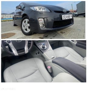 Toyota Prius (Hybrid) Executive