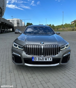 BMW Seria 7 745e