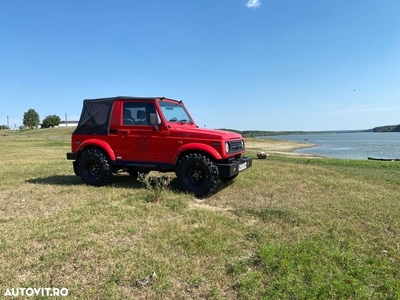 Suzuki Samurai