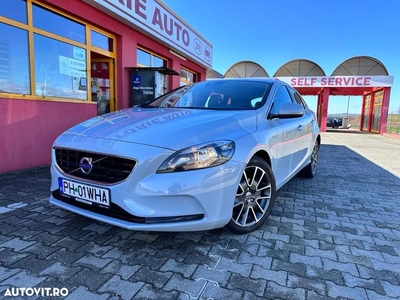 Volvo V40 D2 ECO R-Design