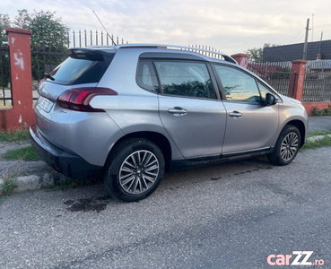 Peugeot 2008- an 2017-1.2 benzina