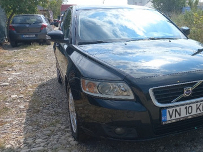 Volvo V50 din anul 2009