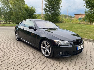 Bmw e92 coupe facelift 330 D 2011