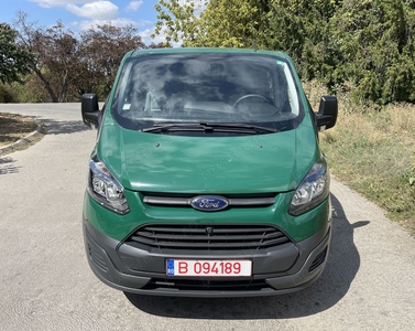 Ford Transit Custom 2016 cu 6 Locuri Piele si Clima,Foarte Intretinuta,IMPECABILA