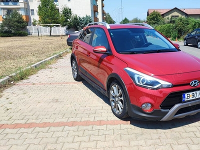 Hyundai I20 active 9400 euro negociabil