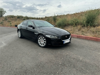 Jaguar XE automat-diesel-2016