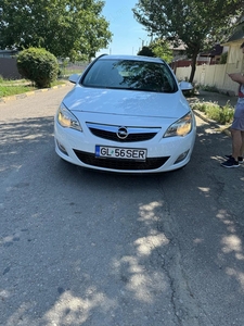 Opel Astra J, 2012