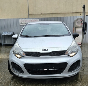 Vând KIA Rio 1,1 Diesel, climă