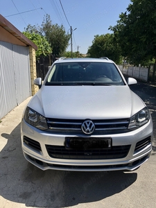 Vând vw Touareg bluemotion