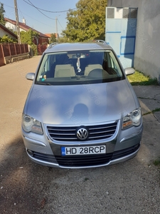 Vând Wv Touran2.0 tdi 2008