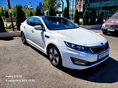 Vanzare Kia Optima Hybrid