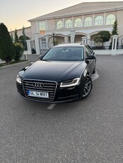 Audi A8 3.0 TDI DPF quattro tiptronic