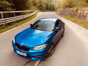 BMW M2 M235i xDrive AT