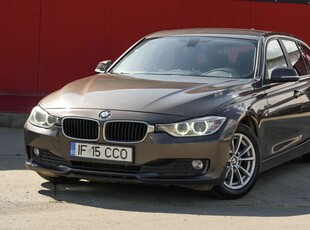 BMW Seria 3 320d Touring Aut. Efficient Dynamics Edition Blue Perf. Luxury Line