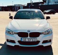 BMW Seria 3 320i AT