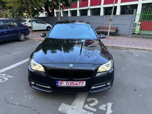 BMW Seria 5 520d Aut. Luxury Line