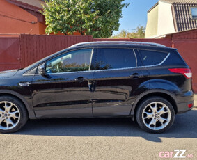 Ford Kuga 2.0 TDCi Powershift 4WD Titanium