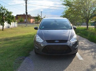 Ford S-Max 2.0 TDCi Powershift Titanium