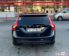 Liciteaza-Volvo V60 2013