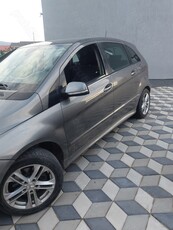 Mercedes-Benz B180 An 2008