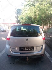 RENAULT MEGANE SCENIC 3 2010