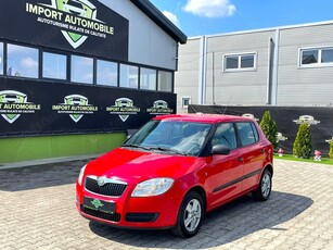 SKODA FABIA , An: 2009 , Motor: 1198cmc , benzina , 60cp , EURO 4 , 189.000 km. ( CARTE SERVICE si A