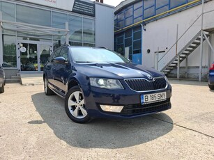 Skoda Octavia 1.6 TDI Ambiente DSG