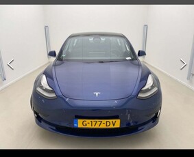 Tesla Model 3 Standard Reichweite Plus Hinterradantrieb