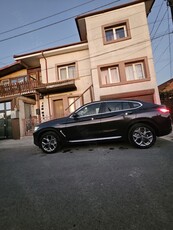 Vând Bmw 2024 xDrive 2.0i benzină + hibrid