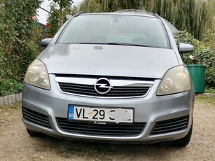 Vând Opel Zafira 2006 1.9 TDI 3000 euro