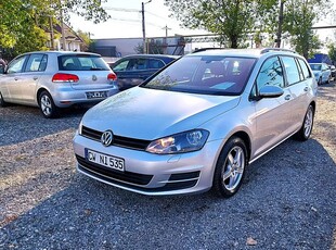 Volkswagen Golf 1.6 TDI DPF BlueMotion Technology Comfortline