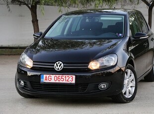 Volkswagen Golf 1.6 TDI DPF Style