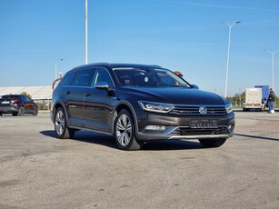 Volkswagen Passat Alltrack 2.0 TSI DSG 4Motion