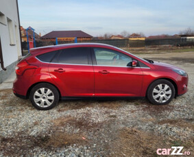 Ford Focus Mk3 1.6 Benzină TITANIUM